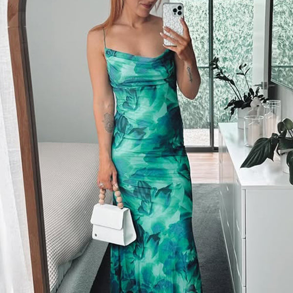 Momsmood Emerald Green Stamp Duty Spaghetti Strap Open Back Vacation Beach Maternity Photoshoot Maxi Dress