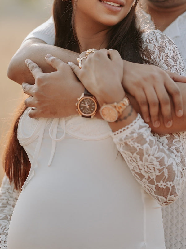 Momsmood Lace Side Slit Backless Tie Photoshoot Maternity Maxi Dress