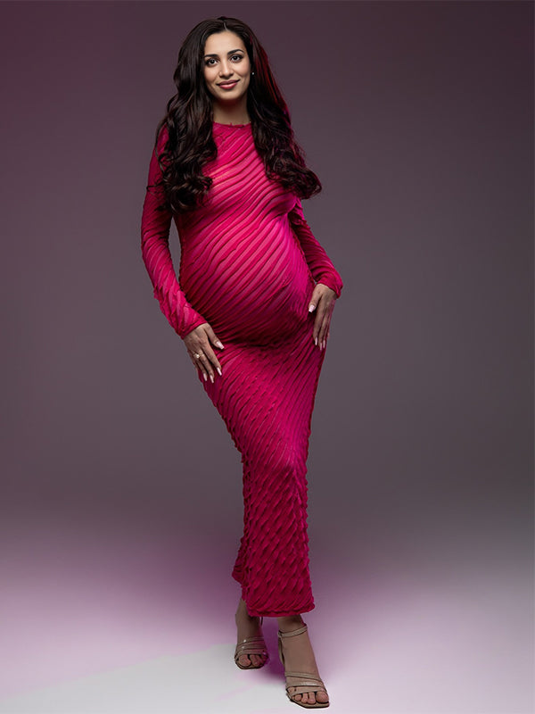 Momsmood Ruffle Pleated Bodycon Photoshoot Maternity Maxi Dress