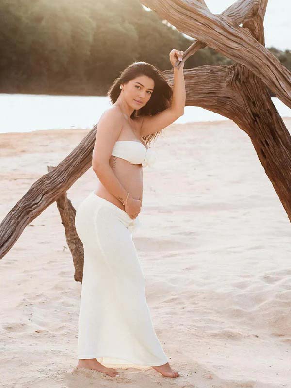 Beige 2-in-1 3D Flowers Knit Backless Photoshoot  Maternity Maxi Dress