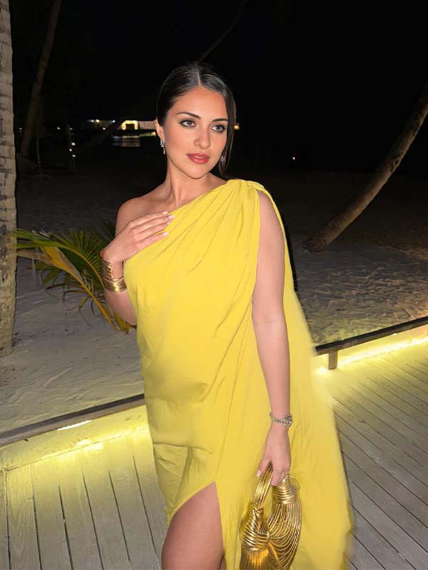 Yellow One Shoulder Side Slit Silk Banquet Maternity Maxi Dress