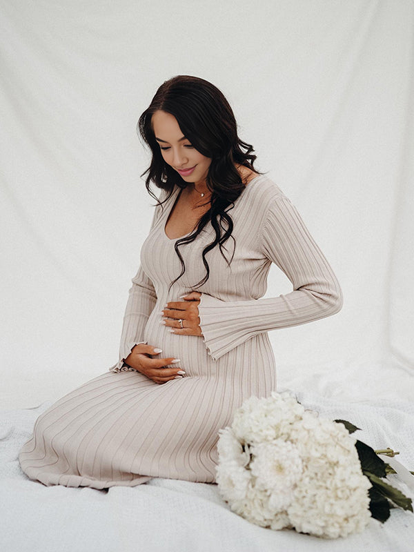 Momsmoods Knit Pleated Big Swing V-neck Plus Size Sweater Elegant Going Out Maternity Photoshoot Baby Shower Maxi Dress