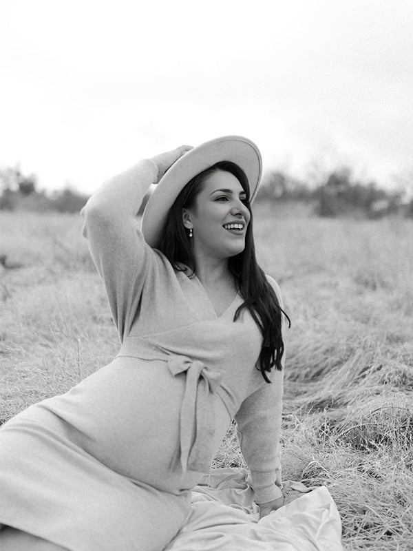 Momsmood Knit Solid Color Sashes V-Neck Double Split Backless Bodycon Photoshoot Maternity Sweater Midi Dress