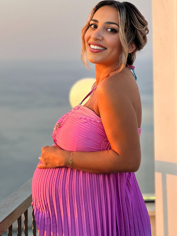 Momsmood Halter Neck Pleats Gradient Color Vacation Beach Maternity Photoshoot Maxi Dress