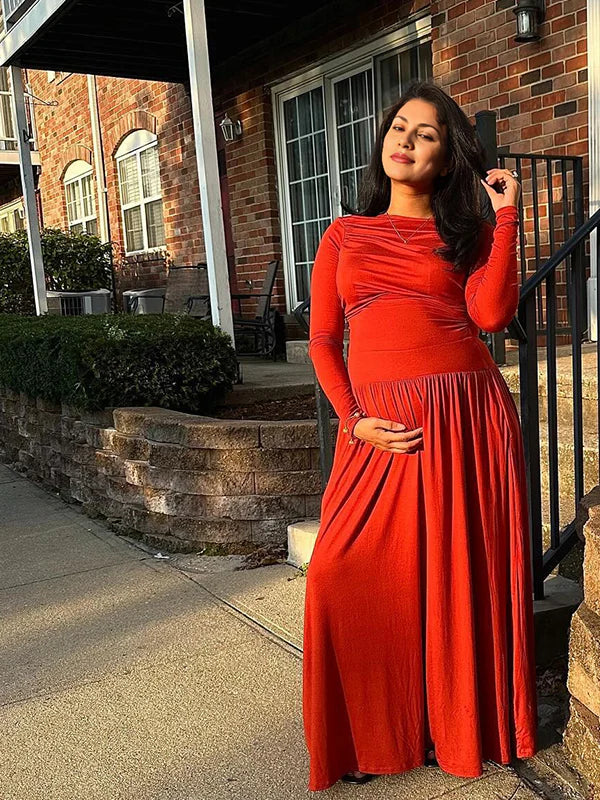 Momsmood Red Round Neck Pocket Ruched Maternity Photoshoot Maxi Dress