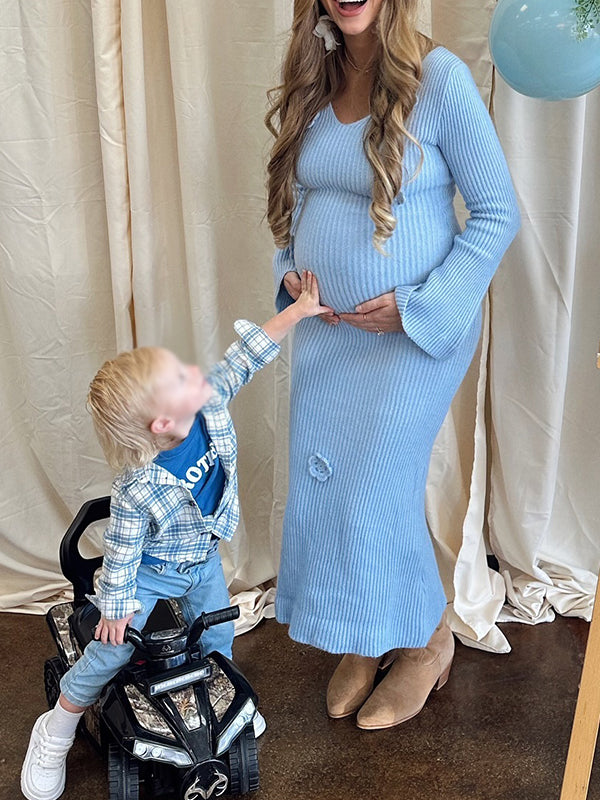 Momsmood Knit 3D Flowers V-neck Flare Sleeve Bodycon Maternity Maxi Dress