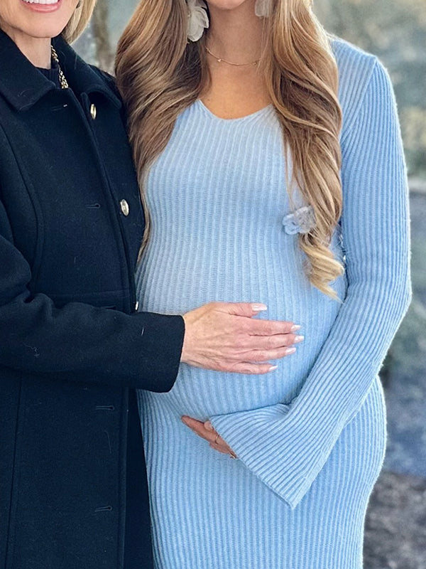 Momsmood Knit 3D Flowers V-neck Flare Sleeve Bodycon Maternity Maxi Dress