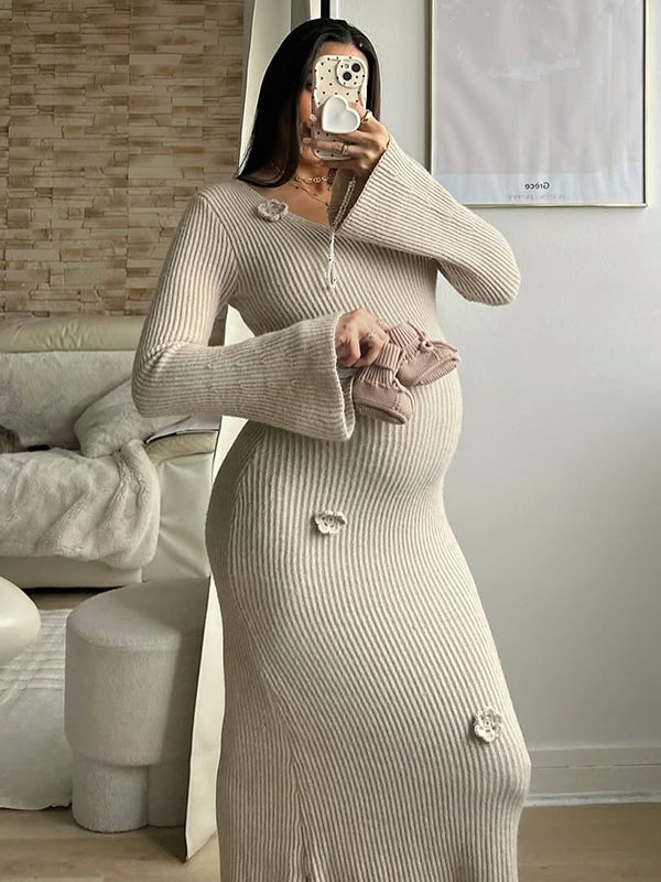 Momsmood Knit 3D Flowers V-neck Flare Sleeve Bodycon Maternity Maxi Dress