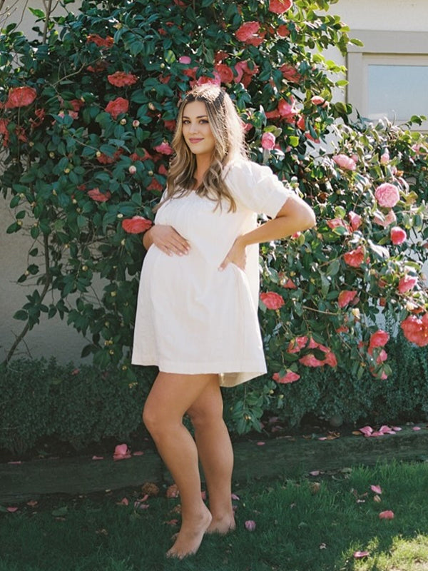 Momsmood Smocked Puff Sleeve Photoshoot Maternity Mini Dress
